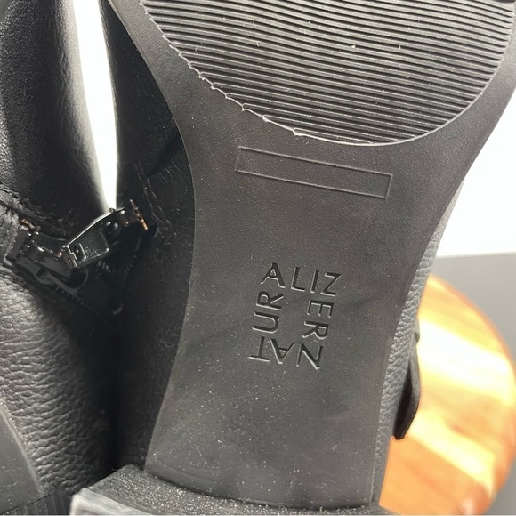 Naturalizer | Hanna Black Heeled Ankle Booties buckle detail Sz 7 - Picture 7 of 9